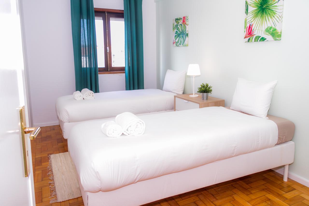 Liiiving In Porto | Downtown Delight Apartments Room photo